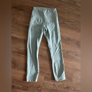 Lululemon Green Wunder Under Leggings